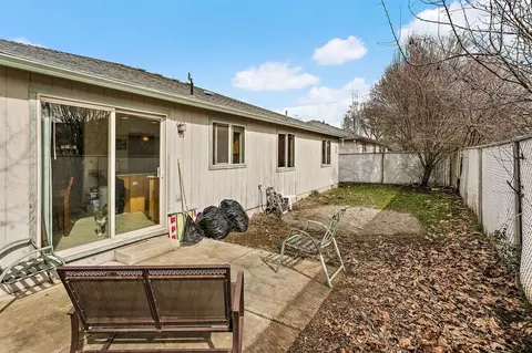 674 Karic Way, Eagle Point, OR 97524 photo 12