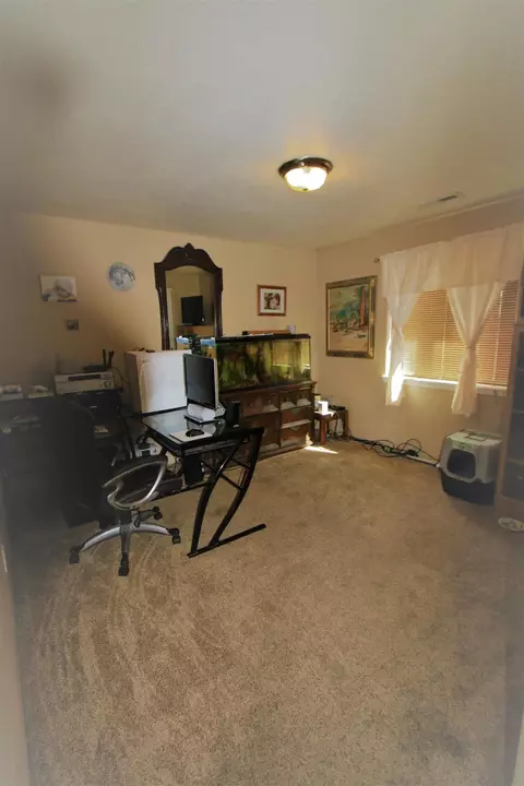 1345 Hawk Dr, Central Point, OR 97502 photo 8