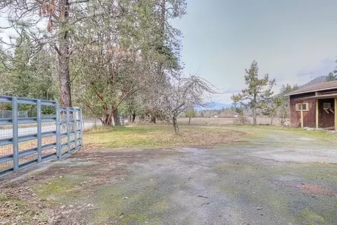 1725 E Fork Rd, Williams, OR 97544 photo 14