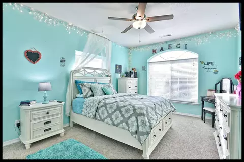 330 Ridgeway Ave, Central Point, OR 97502 photo 12