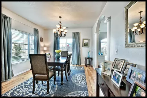 330 Ridgeway Ave, Central Point, OR 97502 photo 5