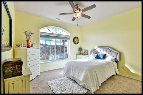330 Ridgeway Ave, Central Point, OR 97502 photo 11