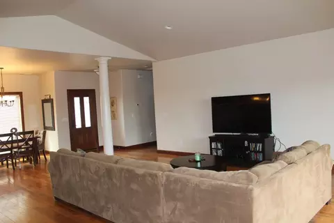 336 Ridgeway Ave, Central Point, OR 97502 photo 18