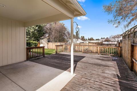 207 Jared Ct, Phoenix, OR 97535 photo 6