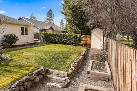 207 Jared Ct, Phoenix, OR 97535 photo 10