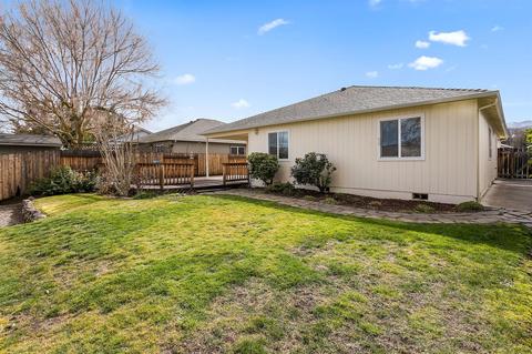 207 Jared Ct, Phoenix, OR 97535 photo 11
