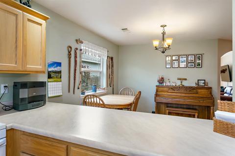 207 Jared Ct, Phoenix, OR 97535 photo 19