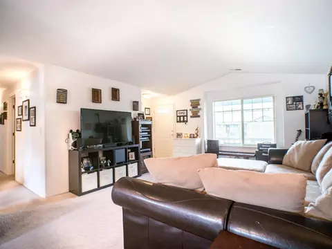645 Karic Way, Eagle Point, OR 97524 photo 8