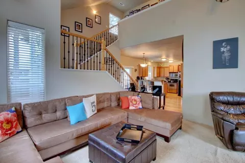 982 Covington Ct, Central Point, OR 97502 photo 7