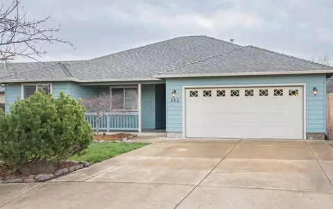 250 Jared Ct, Phoenix, OR 97535 photo 1