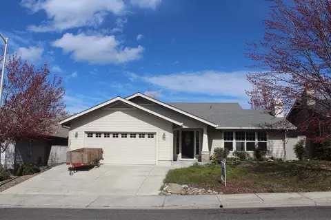 75 Mountain View Dr, Phoenix, OR 97535 photo 2