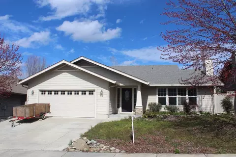 75 Mountain View Dr, Phoenix, OR 97535 photo 1