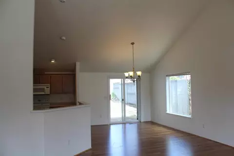 75 Mountain View Dr, Phoenix, OR 97535 photo 10