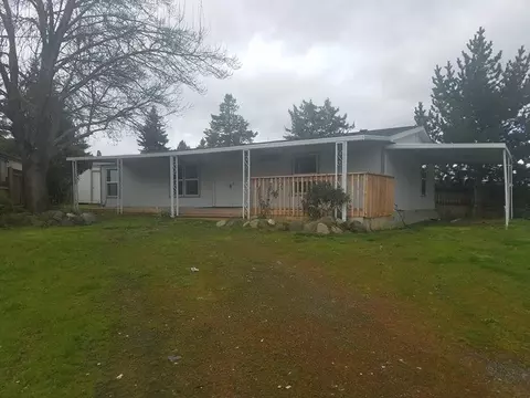 165 Taylor Ave, Talent, OR 97540 photo 1