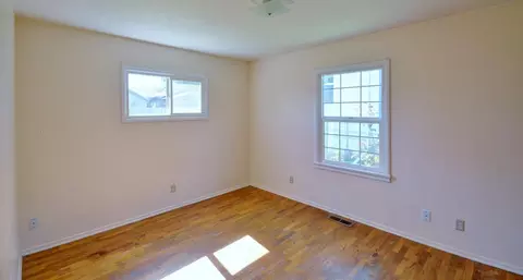 117 W 2nd, Phoenix, OR 97535 photo 16