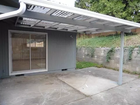 721 Talbot St, Eagle Point, OR 97524 photo 4