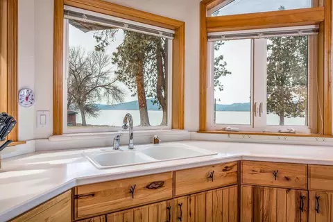 36588 Modoc Point Rd, Chiloquin, OR 97624 photo 13