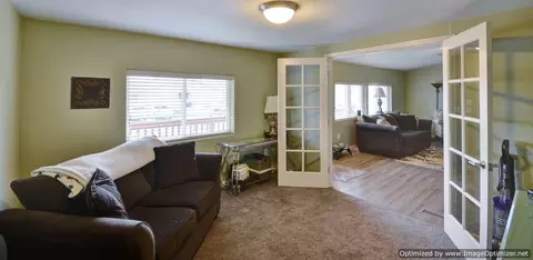 257 E Main St, Eagle Point, OR 97524 photo 6