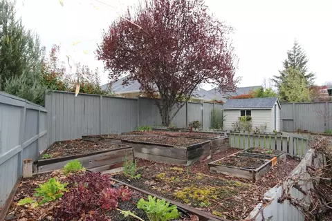 1131 Michael Ln, Eagle Point, OR 97524 photo 10