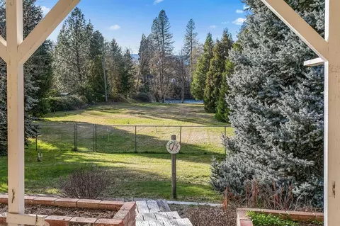 605 Melrose Ln, Shady Cove, OR 97539 photo 6