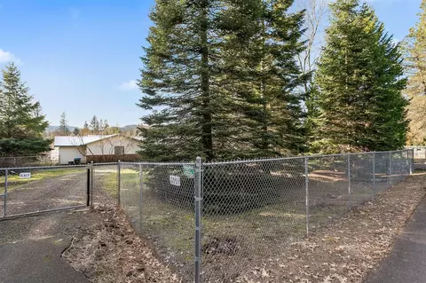 605 Melrose Ln, Shady Cove, OR 97539 photo 29