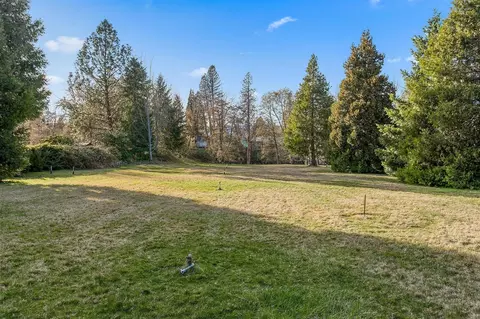 605 Melrose Ln, Shady Cove, OR 97539 photo 5