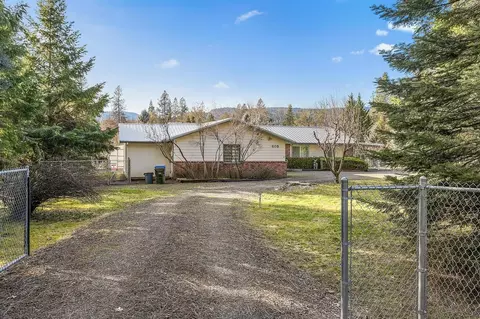 605 Melrose Ln, Shady Cove, OR 97539 photo 26