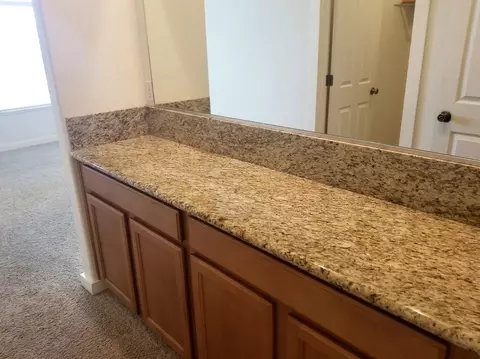 605 Barton Rd, Eagle Point, OR 97524 photo 12