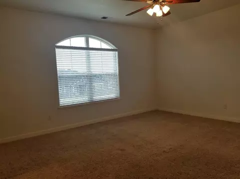 605 Barton Rd, Eagle Point, OR 97524 photo 14