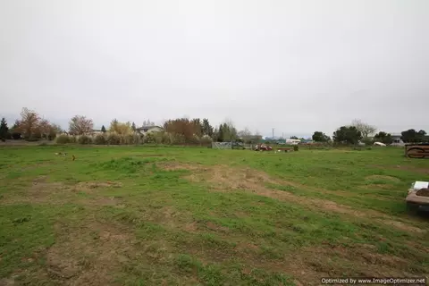 2531 E Gregory Rd, Central Point, OR 97502 photo 11