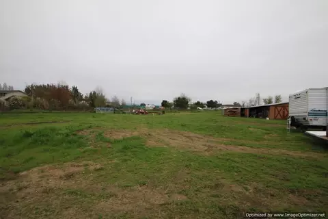 2531 E Gregory Rd, Central Point, OR 97502 photo 4
