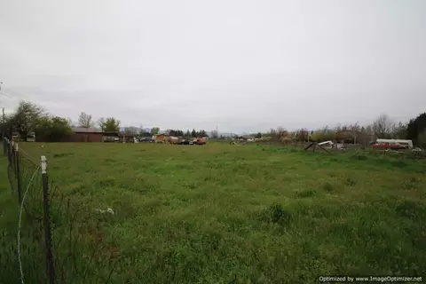 2531 E Gregory Rd, Central Point, OR 97502 photo 16