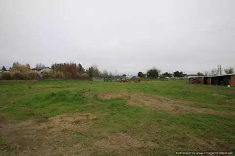 2531 E Gregory Rd, Central Point, OR 97502 photo 12