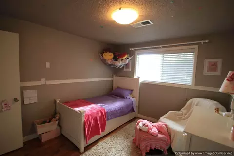 36 S De Anjou Ave, Eagle Point, OR 97524 photo 15