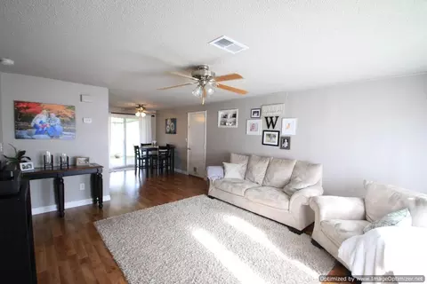 36 S De Anjou Ave, Eagle Point, OR 97524 photo 8
