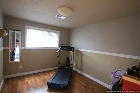 36 S De Anjou Ave, Eagle Point, OR 97524 photo 10