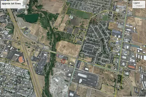 1800 E Pine St, Central Point, OR 97502 photo 2