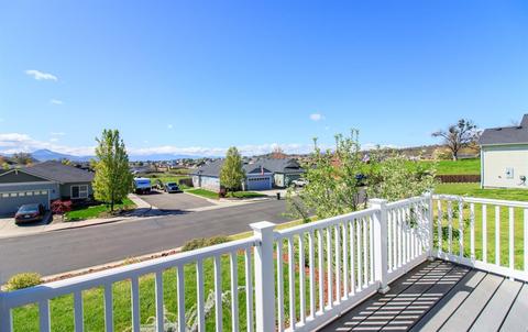 984 Win Way, Eagle Point, OR 97524 photo 18