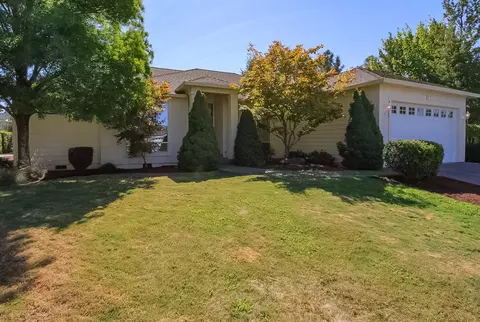177 Keystone Way, Eagle Point, OR 97524 photo 2