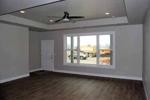 453 Eagle Rock Dr, Central Point, OR 97502 photo 5