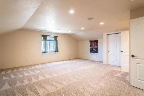 614 Barton Rd, Eagle Point, OR 97524 photo 23