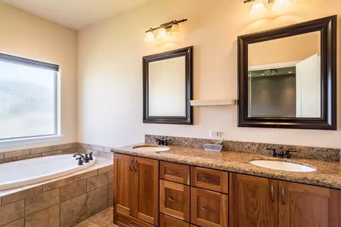 614 Barton Rd, Eagle Point, OR 97524 photo 17