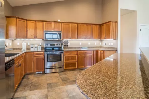 614 Barton Rd, Eagle Point, OR 97524 photo 13