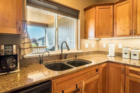 614 Barton Rd, Eagle Point, OR 97524 photo 15