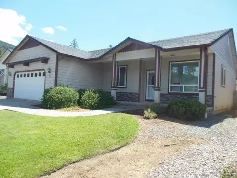 237 Cedar Brook Ln, Cave Junction, OR 97523 photo 1