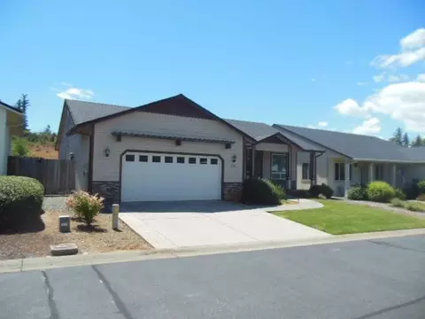 237 Cedar Brook Ln, Cave Junction, OR 97523 photo 2