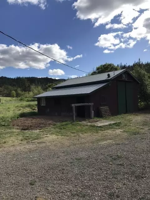 8465 E Antelope Rd, Eagle Point, OR 97524 photo 9