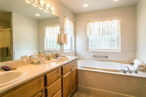 115 Walnut Pl, Phoenix, OR 97535 photo 21