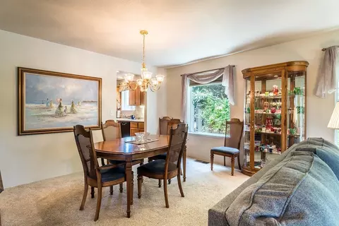 115 Walnut Pl, Phoenix, OR 97535 photo 11