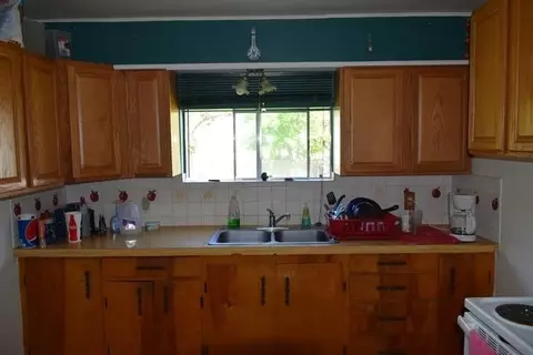 246 Gilbert Ave, Glendale, OR 97442 photo 3